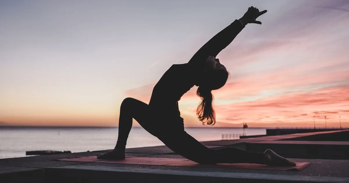 Wat doet een yogadocent precies?